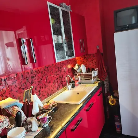 Super Luxury Room For Two In The Center Of Burgas Homestay szállás *